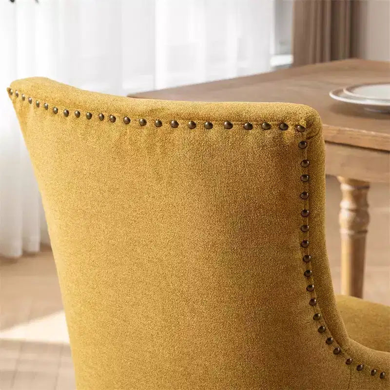 Lot de 2 chaises de salle à manger modernes, chaises d'appoint en tissu avec pieds en bois aux tons neutres, clous décoratifs couleur bronze.
