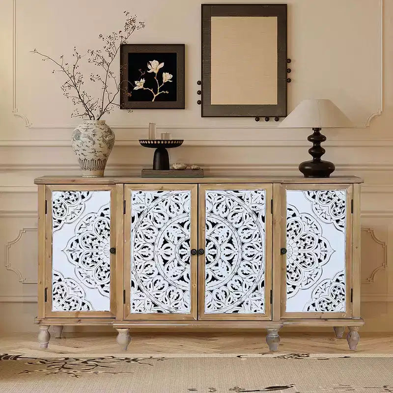 Meuble d'appoint 4 portes avec motifs ajourés, meuble de rangement en bois vieilli avec étagères réglables, design unique pour cuisine, salle à manger, bois naturel