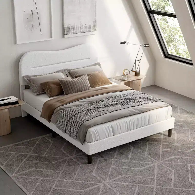 Cadre de lit rembourré pleine grandeur en tissu bouclé Teddy, tête de lit lit nuage blanc, design moderne guimauve, aucun sommier tapissier requis, lattes en bois robustes